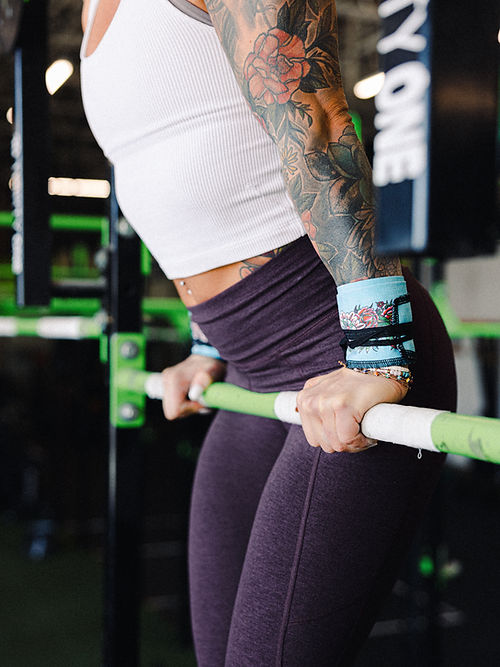 Mander's Signature Wrist Wraps